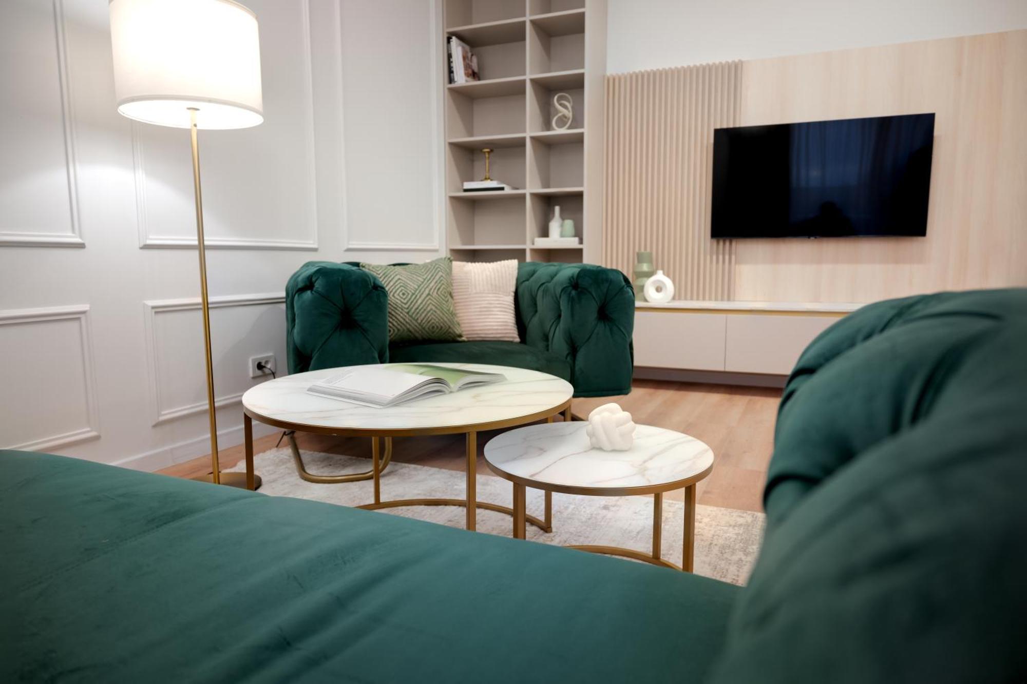 Neo Doi - Ultra - Lux - Of Mara - Free Parking Apartament Timişoara